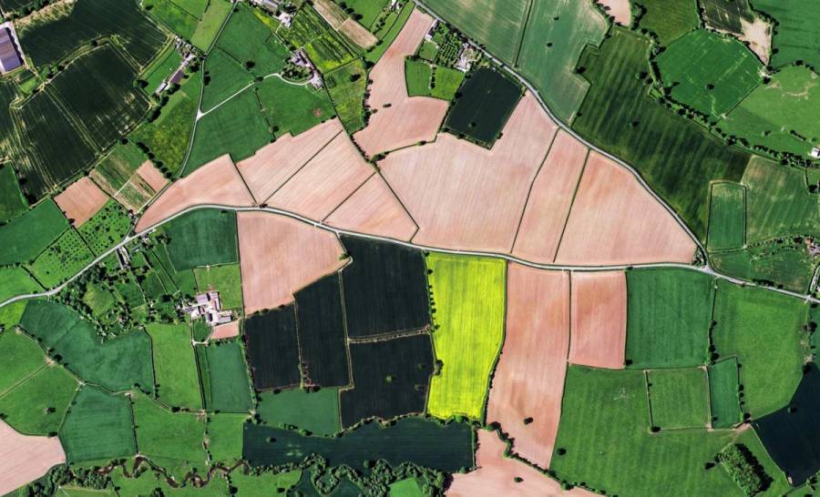 Don’t get lost in your complex data landscape cover image